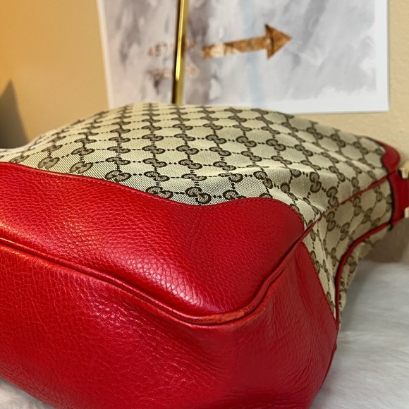 Authentic Gucci Bamboo Shoulder Bag - Picture 10 of 15